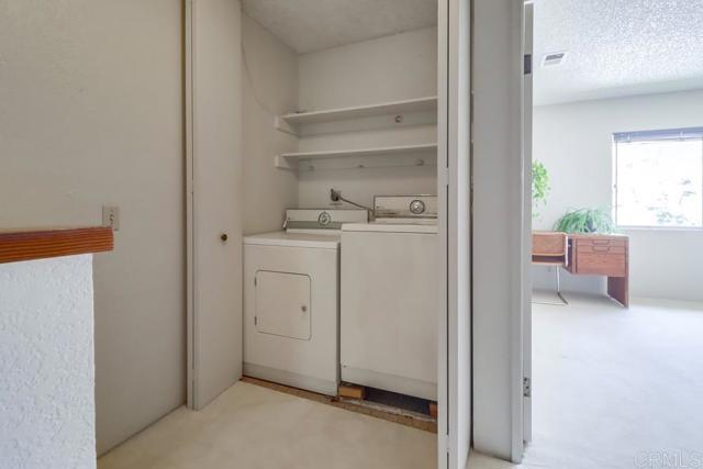 Detail Gallery Image 17 of 37 For 1762 Locust St #4,  San Diego,  CA 92106 - 2 Beds | 2/1 Baths