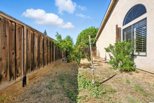 5241 Felicia Avenue, Livermore CA: https://media.crmls.org/mediaz/a1313f76-12ce-4fc1-b028-5da2f11b5553.jpg
