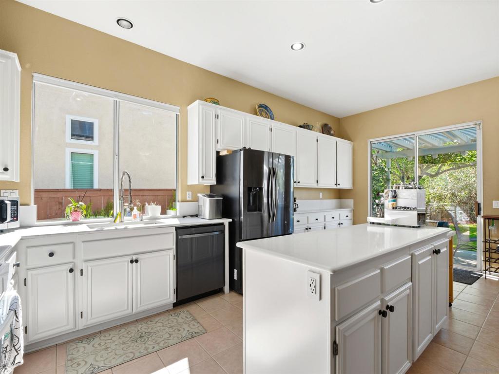 12420 Whispering Tree Ln - photo 11