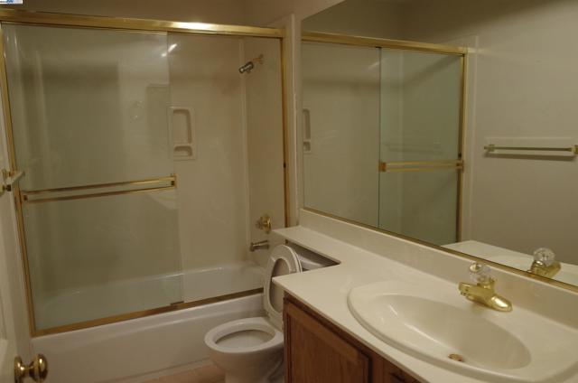 4354 Conejo dr, Danville CA: https://media.crmls.org/mediaz/a13366f5-401e-4e7e-8af7-66266e75c5a9.jpg
