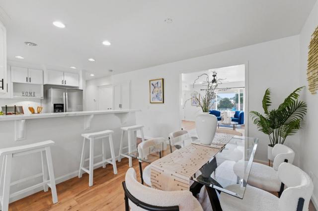 37640 Hyacinth St, Newark CA: https://media.crmls.org/mediaz/a133b77e-a824-4db6-8f60-4b1c7796795d.jpg