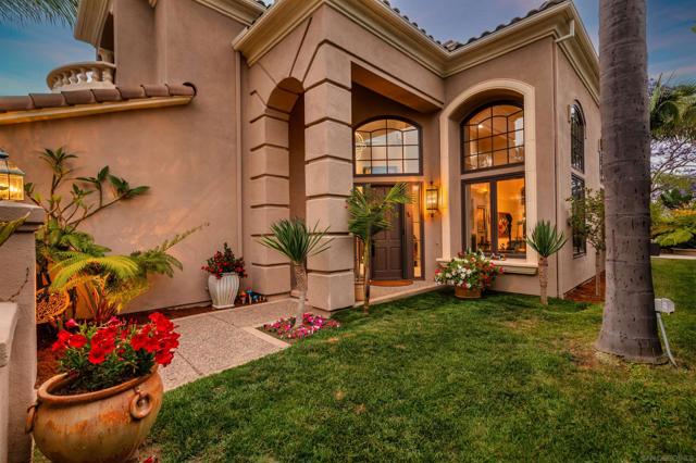 7166 Tern Place, Carlsbad CA: https://media.crmls.org/mediaz/a13420b3-2645-4374-82dc-c839631c291c.jpg