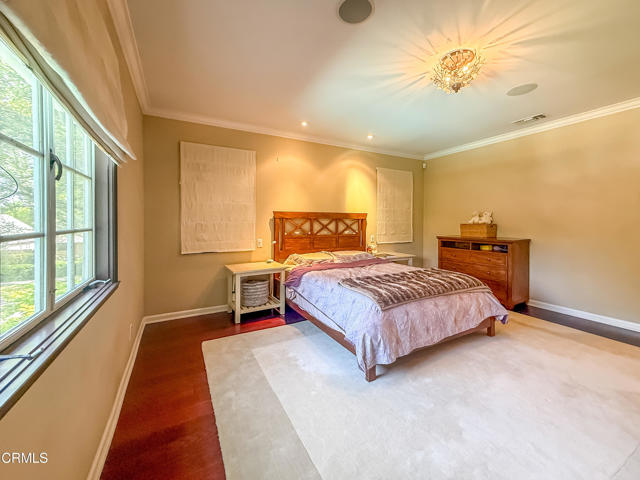1908 Warwick Road, San Marino CA: https://media.crmls.org/mediaz/a1355f99-9b02-4947-ba04-e2c42b0903b8.jpg