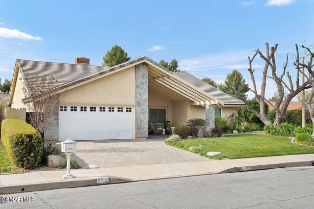 3294 Sierra Drive, Westlake Village CA: https://media.crmls.org/mediaz/a136b7bc-5ace-497d-8c3c-b00463485fd6.jpg