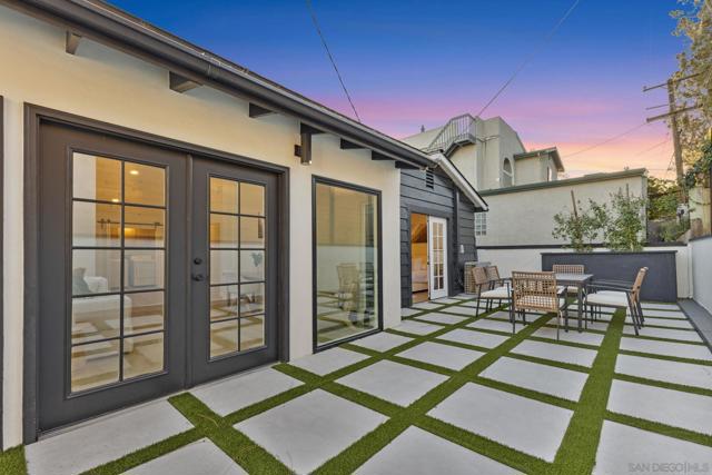 2128 Missouri St, San Diego CA: https://media.crmls.org/mediaz/a136fa53-8f95-4532-927b-dcc08f2fa35f.jpg