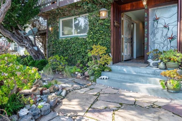 4355 Opal Cliff Drive, Santa Cruz CA: https://media.crmls.org/mediaz/a13746be-6907-48c0-8f39-ee4fe08b4a01.jpg