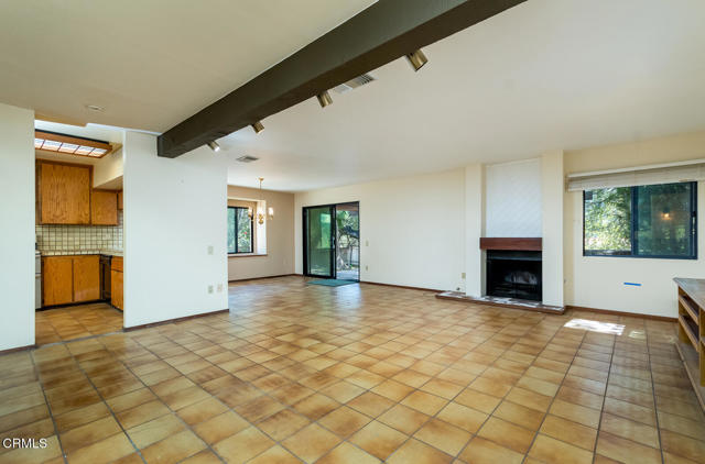 Detail Gallery Image 10 of 46 For 5 Faircliff Ct, Glendale,  CA 91206 - 2 Beds | 2/1 Baths