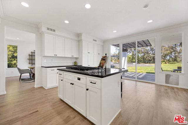 23473 Palm Drive, Calabasas CA: https://media.crmls.org/mediaz/a137b1bc-6a1b-4047-9d77-bd7b625f86f5.jpg