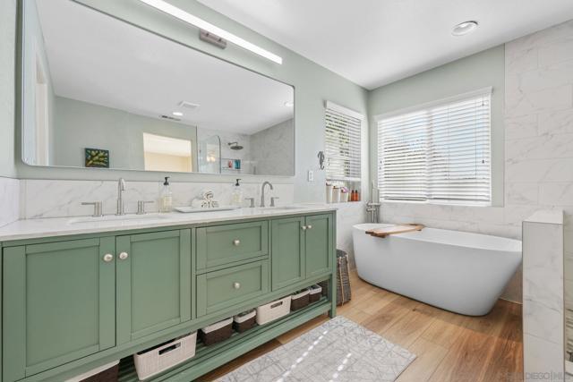 29737 Northshore, Menifee CA: https://media.crmls.org/mediaz/a137ca0c-d72d-4fbb-ade1-78649db48750.jpg