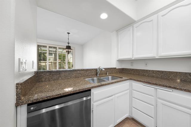 Image 31 of 35 For 10972 Creekbridge Place