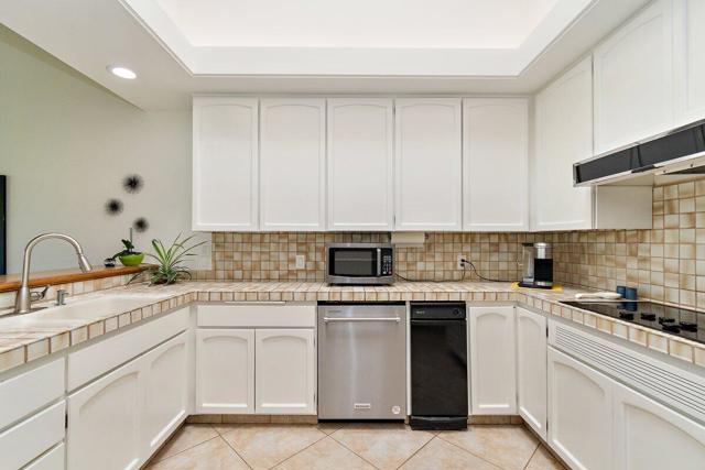 Image 19 of 39 For 79414 Montego Bay Court 26