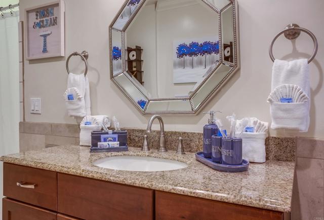 Detail Gallery Image 22 of 48 For 3217 Goldsmith St, San Diego,  CA 92106 - 5 Beds | 4 Baths