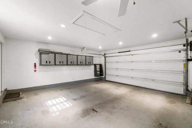 5197 Teton Lane, Ventura CA: https://media.crmls.org/mediaz/a138de0f-fab7-4521-a650-3d010a8eb5e3.jpg