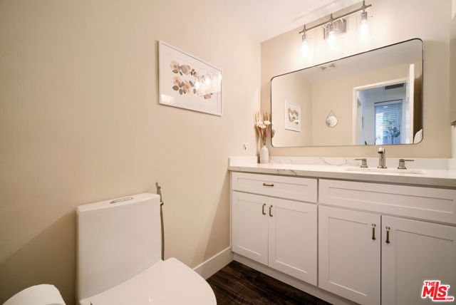 52 Carriage Hill Lane, Laguna Hills CA: https://media.crmls.org/mediaz/a13924ac-a02a-45aa-9fcc-2170894f1e00.jpg