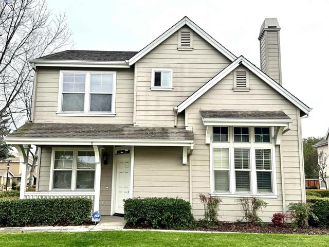 1012 Baltusrol Rd, Livermore CA: https://media.crmls.org/mediaz/a1393573-814e-4ea3-9891-6b1e3e329acd.jpg
