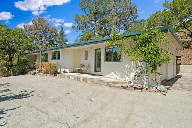 1780 Edgewood Road, Redwood City CA: https://media.crmls.org/mediaz/a1395028-f604-434b-99e6-50238b6b52f9.jpg