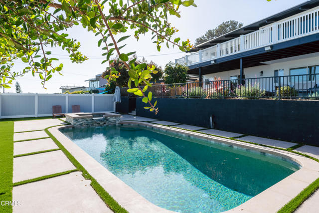 3086 Grove Street, Ventura CA: https://media.crmls.org/mediaz/a139773e-c79c-4375-beb3-bcc40b2b070b.jpg