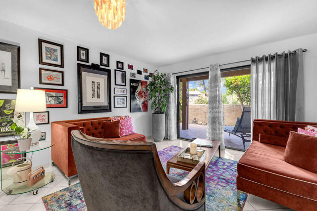 Image 22 of 35 For 2180 Palm Canyon Drive 34