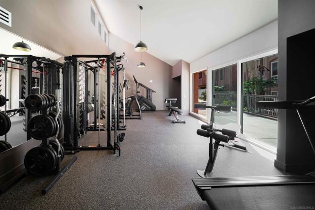 7760 Margerum Avenue, San Diego CA: https://media.crmls.org/mediaz/a139b596-b5e6-49b7-b600-cd05ced704e9.jpg