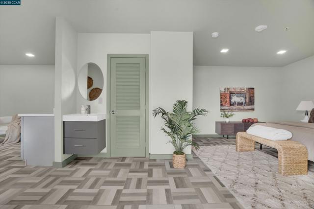 640 State Highway 12, Rio Vista CA: https://media.crmls.org/mediaz/a13aa056-9565-4c45-abd1-afd8764a9f61.jpg