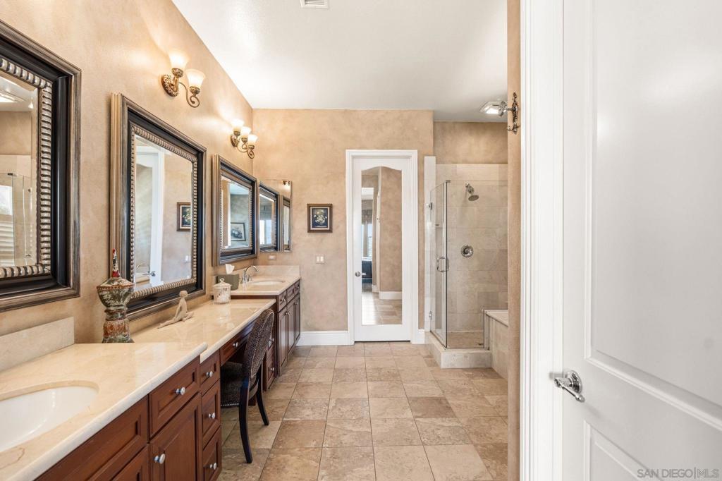 7090 Corintia Street - photo 20