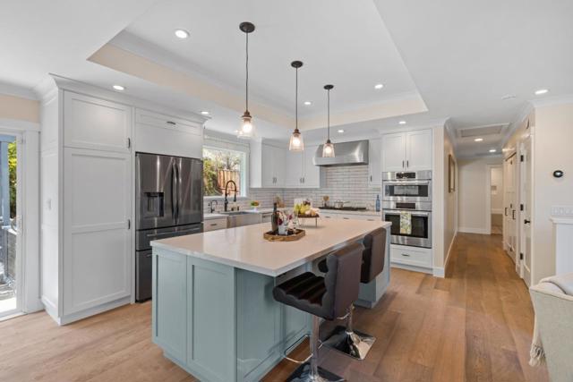 3729 Laurel Way, Redwood City CA: https://media.crmls.org/mediaz/a13df13b-9c2a-44fb-84f3-7976c5459eb1.jpg