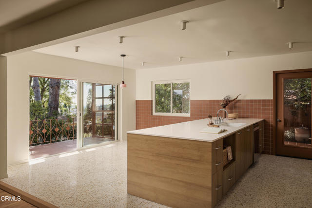 Detail Gallery Image 4 of 35 For 6002 Springvale Dr, Los Angeles,  CA 90042 - 3 Beds | 2 Baths