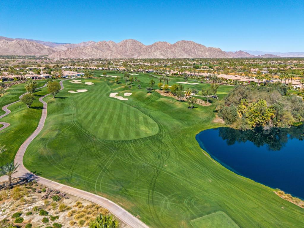 MLS #219138516DA image #9