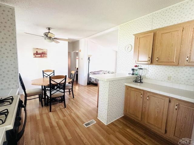 Detail Gallery Image 6 of 48 For 1815 Sweetwater Rd #155, Spring Valley,  CA 91977 - 3 Beds | 2 Baths