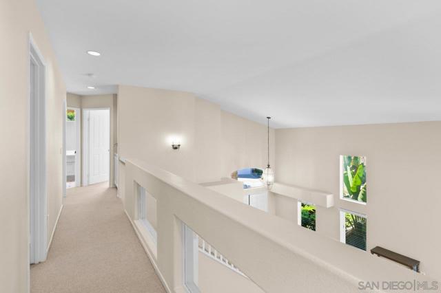 13583 Scarsdale Way, San Diego CA: https://media.crmls.org/mediaz/a140387a-be3d-4bf8-b4d9-7ad565199e26.jpg