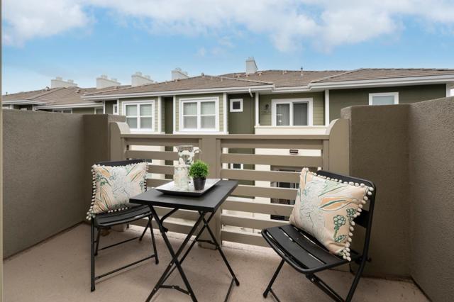 2835 Alvarado Avenue, San Mateo CA: https://media.crmls.org/mediaz/a1410696-358a-4c08-9e43-5f1ddc587b69.jpg