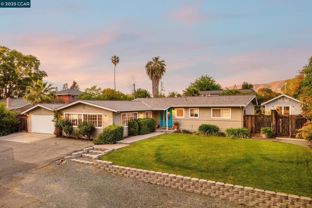 5287 Olive Dr