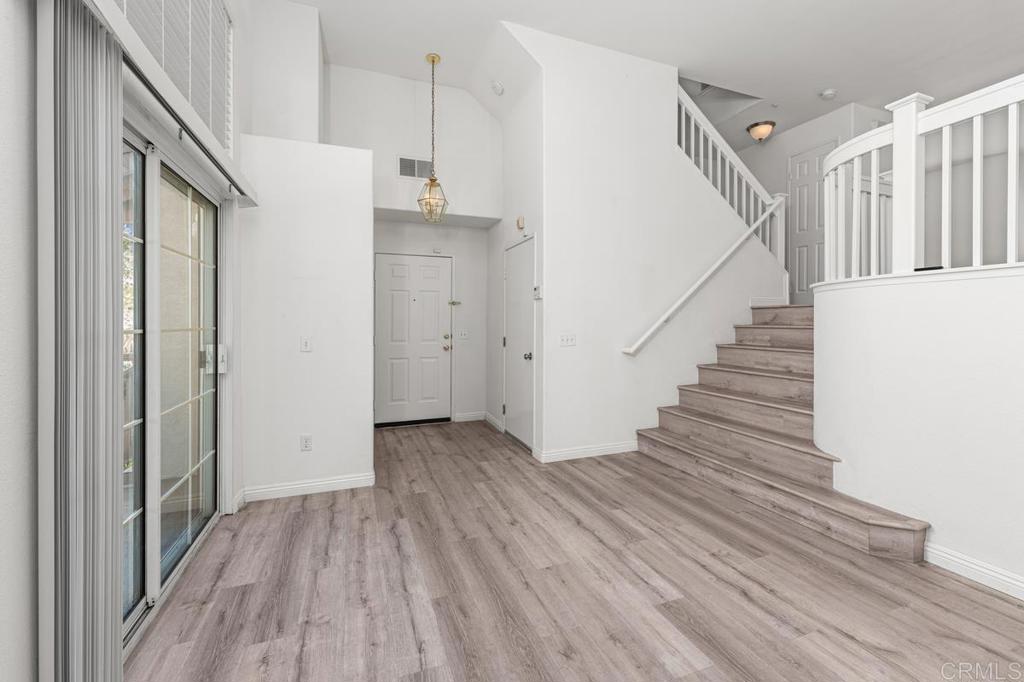 10340 Wateridge Circle - photo 9