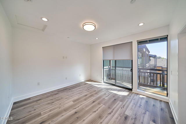 Detail Gallery Image 32 of 42 For 4201 Pennsylvania Ave #C2,  Glendale,  CA 91214 - 4 Beds | 4 Baths