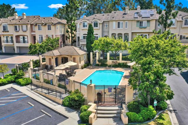 3856 Quarter Mile Drive, San Diego CA: https://media.crmls.org/mediaz/a1421211-67ac-4d02-a872-24e6b42b44c8.jpg