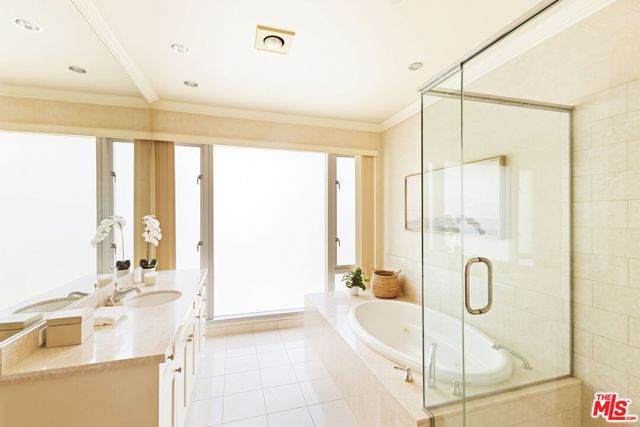 10727 Wilshire Boulevard, Los Angeles CA: https://media.crmls.org/mediaz/a142354b-7f4d-41aa-bfc7-b4a54afd5938.jpg