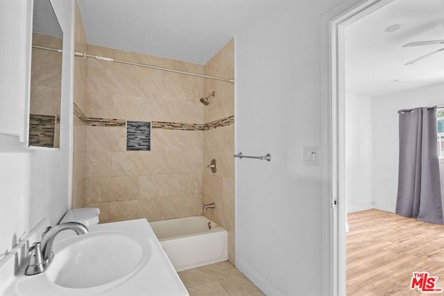700 E 85th Street, Los Angeles CA: https://media.crmls.org/mediaz/a142f622-ba61-4cc8-8225-c5f84f023ef3.jpg