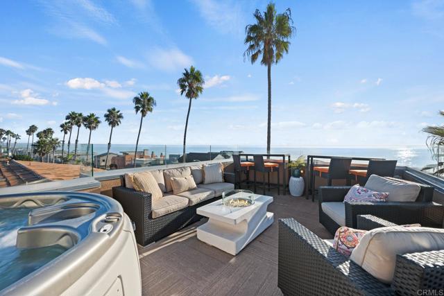 Detail Gallery Image 1 of 44 For 1632 S Pacific St #B,  Oceanside,  CA 92054 - 4 Beds | 4 Baths