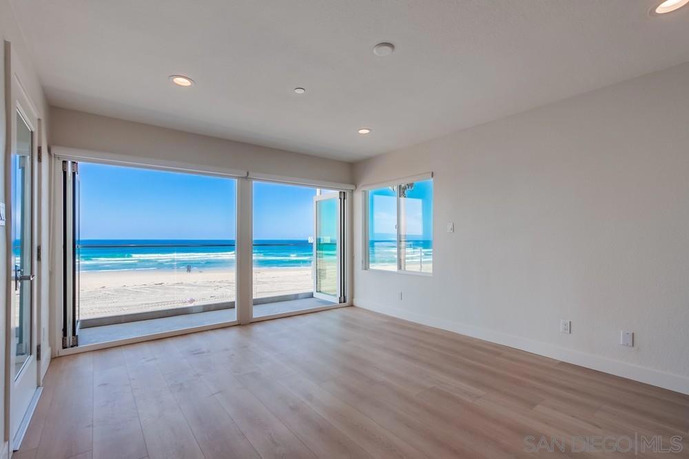 MLS #250032138SD img 4