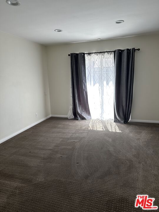 Image 15 of 57 For 15008 Larkspur Street