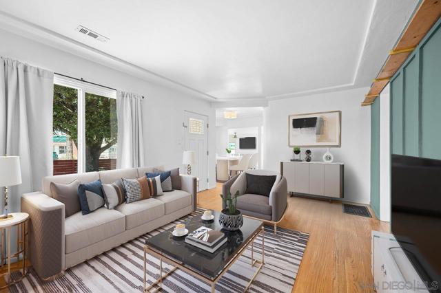8787 Washington Avenue, La Mesa CA: https://media.crmls.org/mediaz/a143ed47-cd87-4034-8896-2d99420b50b7.jpg