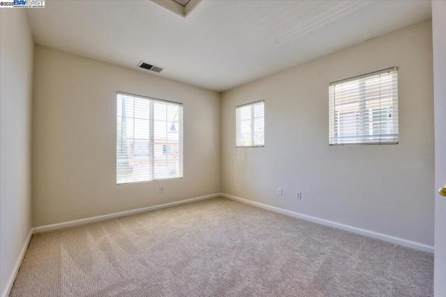 5615 Applegate Way, Dublin CA: https://media.crmls.org/mediaz/a145008b-af10-4983-8099-b0abe7aee165.jpg