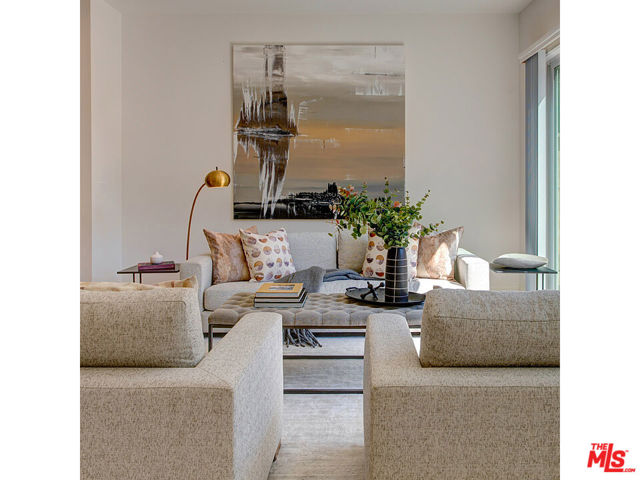 11979 Mayfield Avenue, Los Angeles CA: https://media.crmls.org/mediaz/a146b673-ba0d-4cb3-ac04-2874167ff5cc.jpg