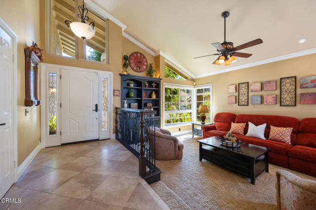 22671 Cheryl Way, Lake Forest CA: https://media.crmls.org/mediaz/a146c9e3-7e6c-4efa-8f3d-0d57264be580.jpg