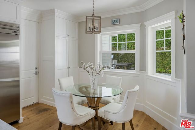 Image 14 of 35 For 5523 Longridge Avenue