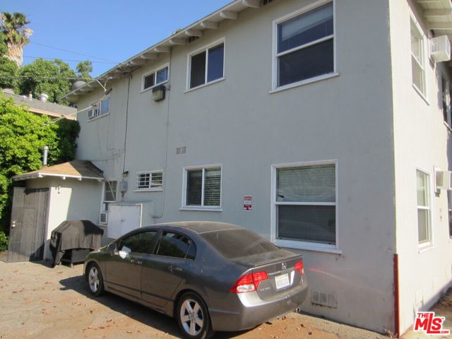 14839 Blythe Street, Panorama City CA: https://media.crmls.org/mediaz/a147d23e-e645-4313-a3c6-240f48e37004.jpg
