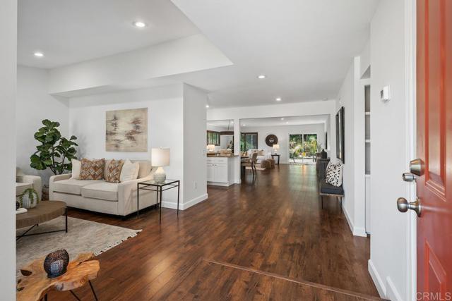 Detail Gallery Image 8 of 38 For 12940 Calle De Las Rosas, San Diego,  CA 92129 - 4 Beds | 2 Baths