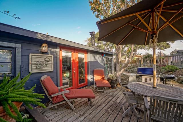1497 Highland Place, Seaside CA: https://media.crmls.org/mediaz/a1486c70-b32c-4d8b-89c3-7d5702a3358e.jpg