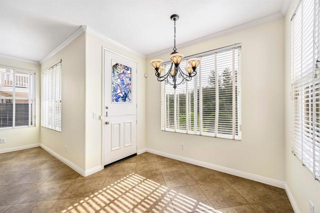 Detail Gallery Image 9 of 39 For 12204 Pepper Tree Ln, Poway,  CA 92064 - 4 Beds | 2/1 Baths