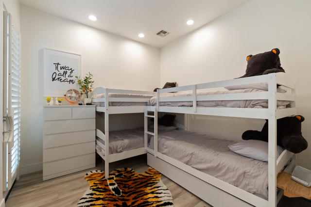 79953 Rancho La Quinta Drive, La Quinta CA: https://media.crmls.org/mediaz/a14bb86b-255a-4634-9ce3-02fef5eccf57.jpg